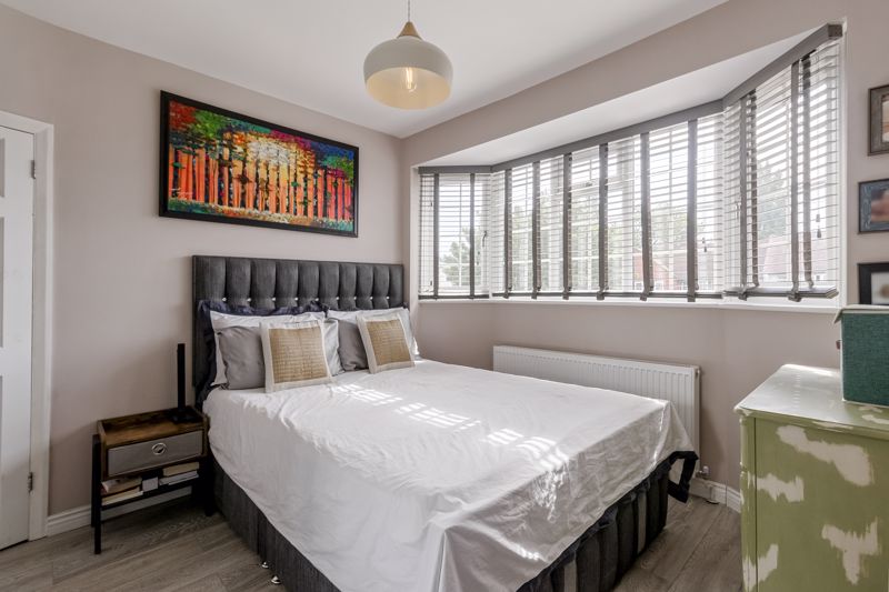 Bedroom- click for photo gallery